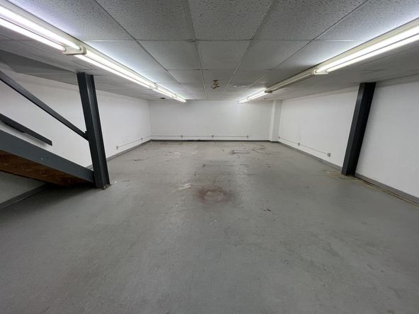 Shoreyville Plaza: 115 Highland St, Rochester, NH 03868